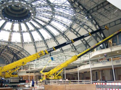 autokranarbeiten-kran-messehallen-iaa-frankfurt-eisele-kranvermietung Autokranarbeiten - Kran - Messehallen IAA Frankfurt - Eisele Kranvermietung
