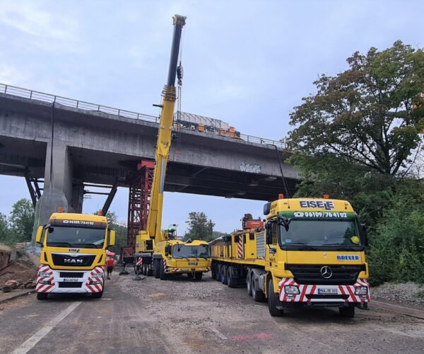 Kran mieten - Kranarbeiten - Transport Eisele Krane