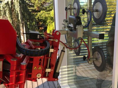 Glasheber mieten - Glasmontage mit Glassauger und Glasmanipulator von Eisele