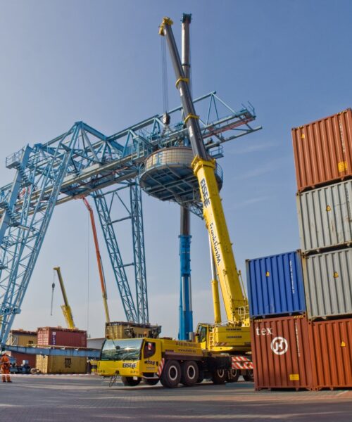kranarbeiten-hafen-frankfurt-mobilkran-schwerlast-engineering-industriemontage Kran mieten - Kranarbeiten Hafen - Eisele Crane & Engineering - Montagen