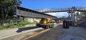 Hubsysteme und SPMT der Hüffermann Gruppe bei Brückenmontage in Hamburg